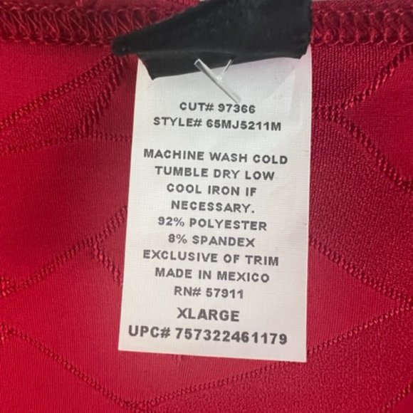 Red blouse - Picture 4 of 4